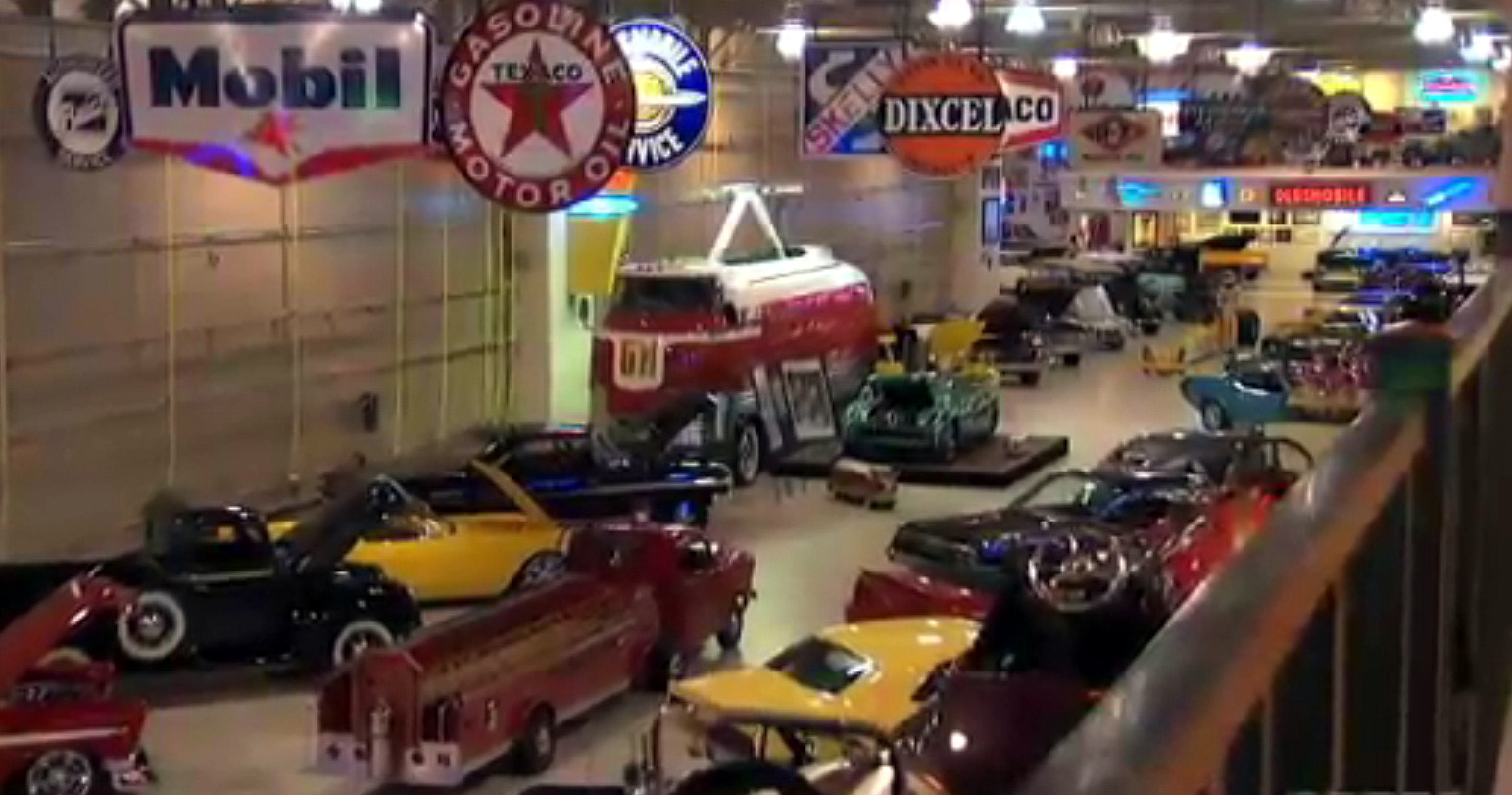 How much did the Ron Pratte car collection sell for?